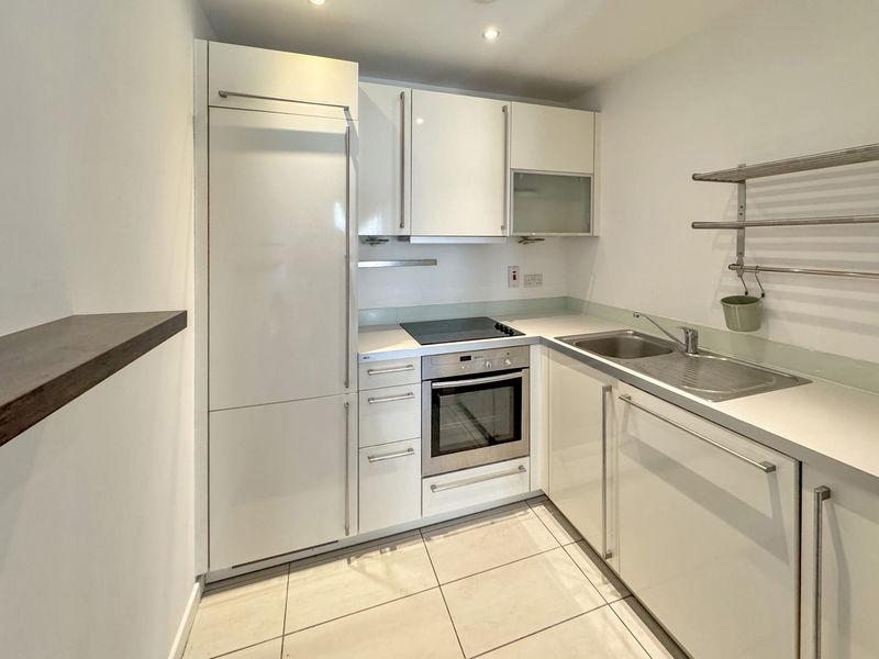 Castlebank Place Glasgow Harbour